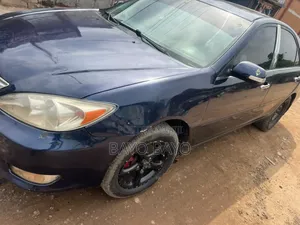 Toyota Camry 2004 Blue