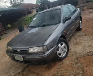 Nissan Primera 1998 Brown