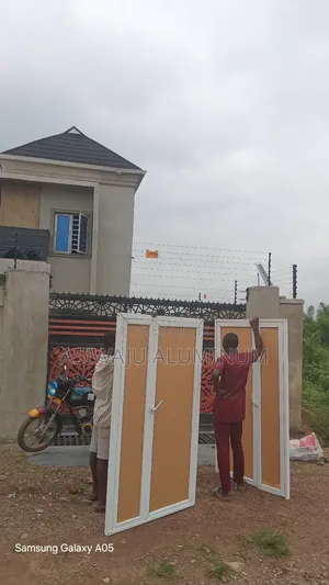 Aluminum Door With Plastic Glass