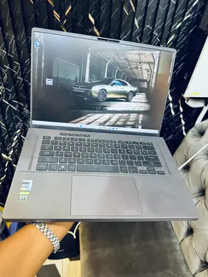 Laptop Asus ROG Zephyrus G16 32GB Intel Core i7 SSD 1T