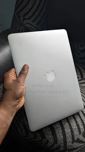Laptop Apple MacBook Air 2017 8GB Intel Core i5 SSD 128GB