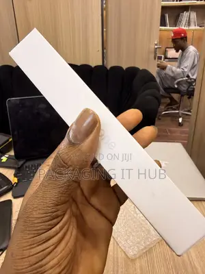 New Apple iPhone 13 128 GB White