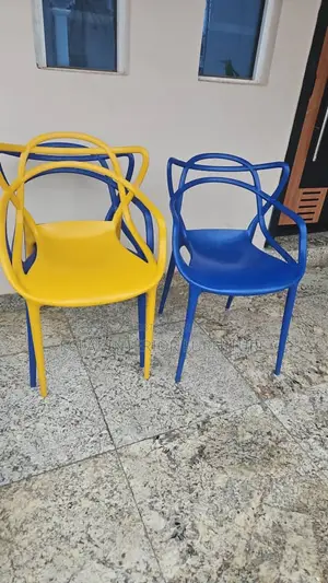 Strong Chair