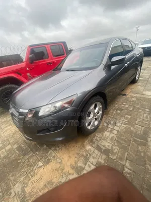 Honda Crosstour 2012 Gray