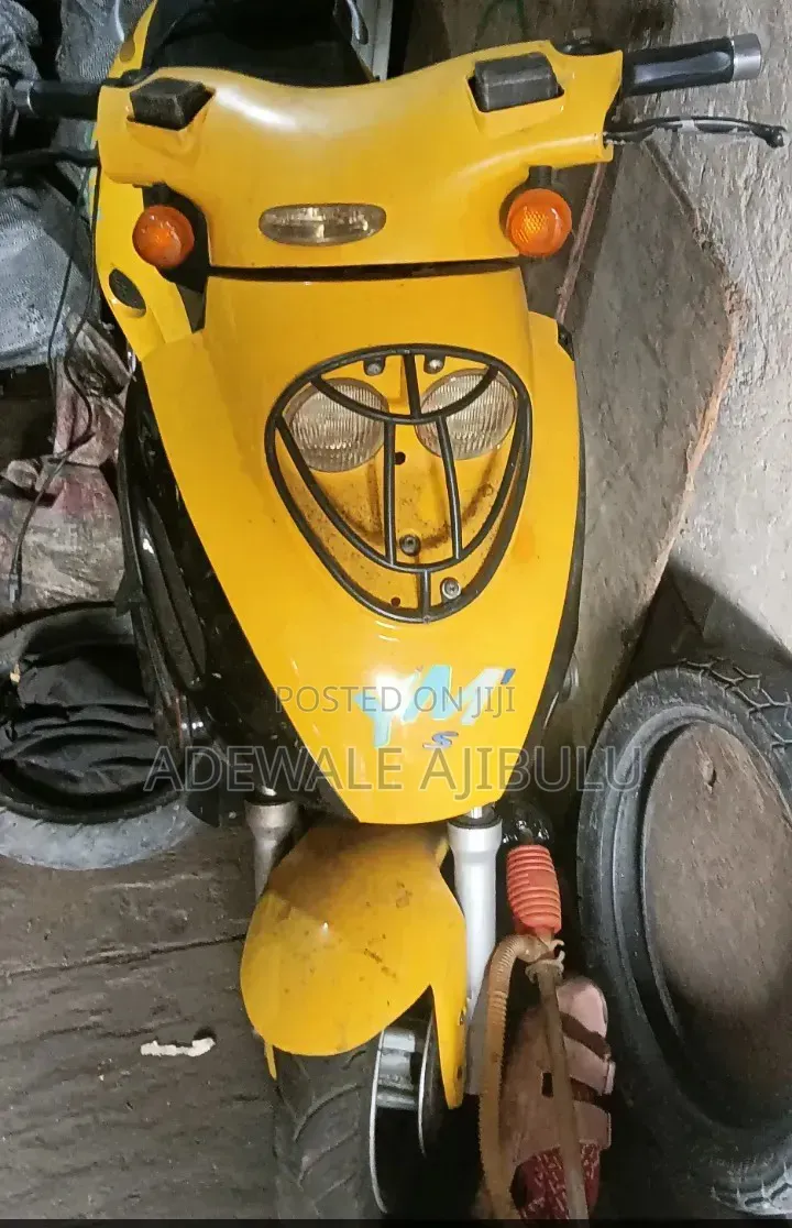 Yamaha 2020 Yellow