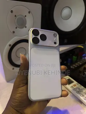 Apple iPhone 17 Pro Max 1 TB Silver