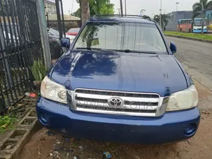 Toyota Highlander 2004 Blue