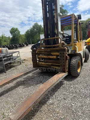 5.5 Tons Clark Foreign Used
