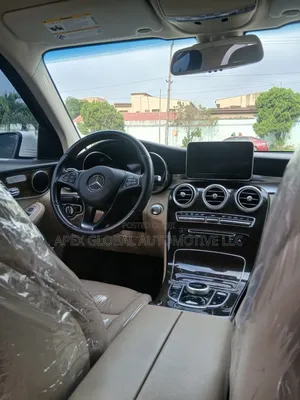 Mercedes-Benz GLC-Class 2019 White
