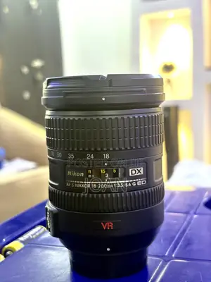 Nikon Zoom Lens
