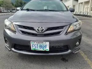 Toyota Corolla 2013 Gray