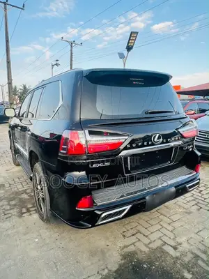 Lexus LX 2017 Black