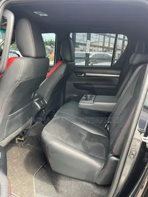 Toyota Hilux 2023 Black
