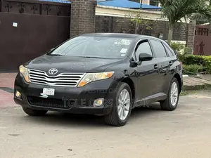 Toyota Venza LE 2010 Black