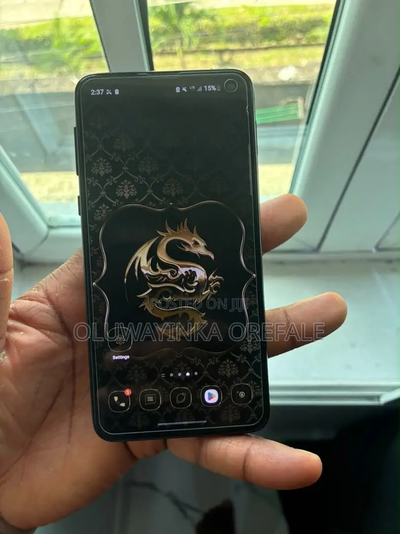 Samsung Galaxy S10e 128 GB Black