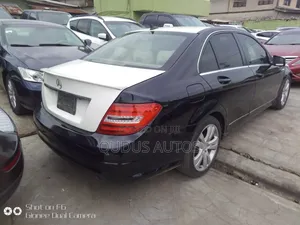 Mercedes-Benz C300 2010 White