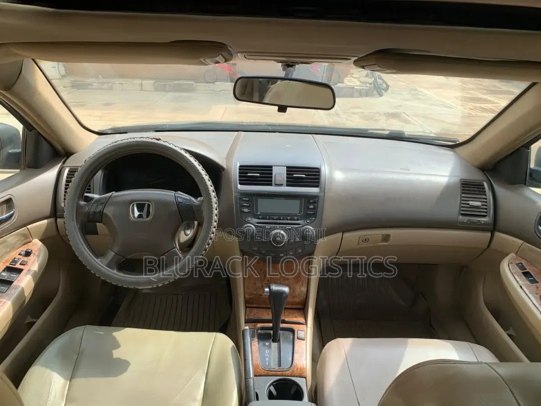 Honda Accord Automatic 2004 Gold