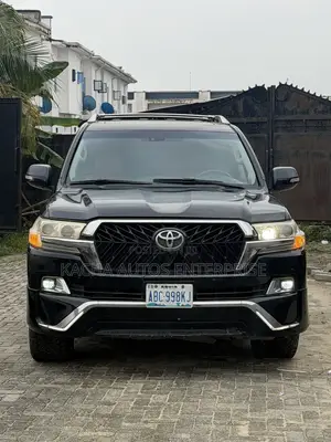 Toyota Land Cruiser 2011 Black