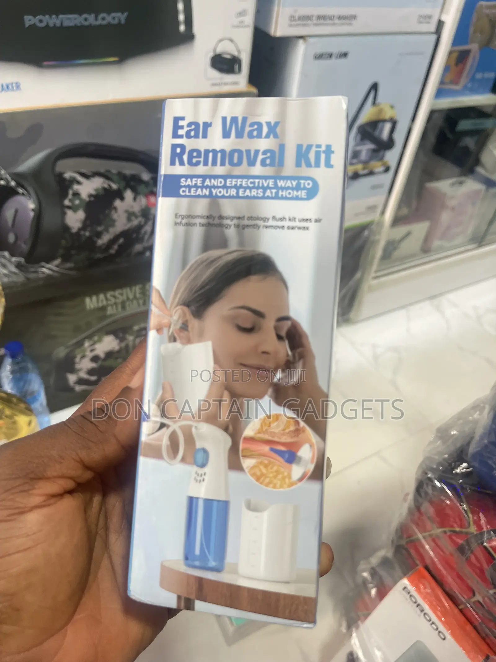 Manual Ear Washer With Digging Ear Spoon, Self-Adjusting Water Flow