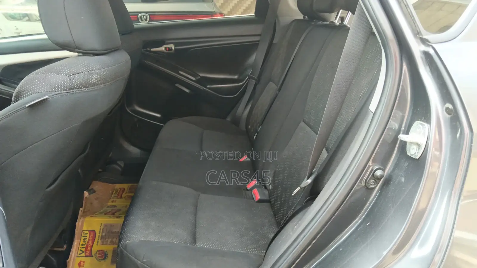 Pontiac Vibe 1.8L 2010 Gray