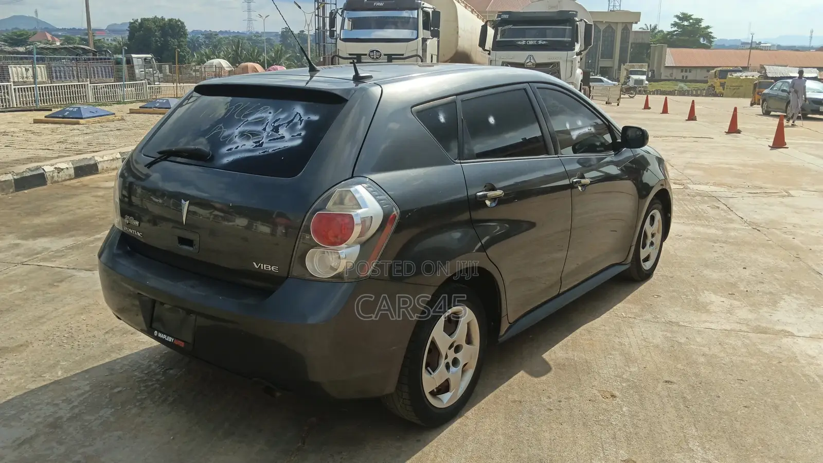 Pontiac Vibe 1.8L 2010 Gray