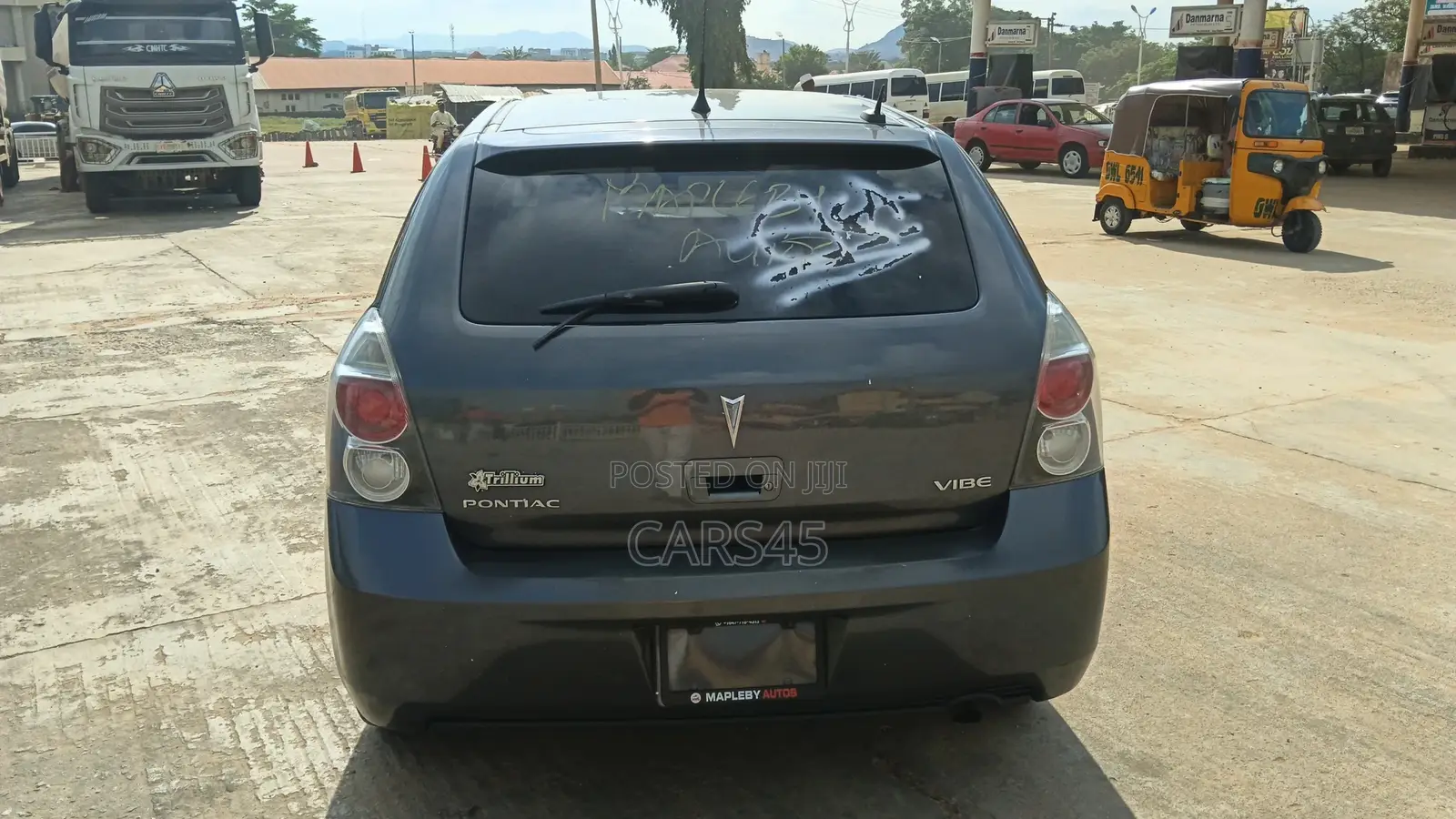 Pontiac Vibe 1.8L 2010 Gray