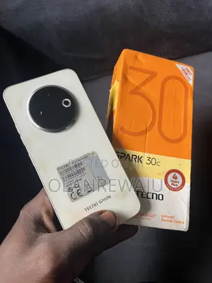 Tecno Spark 30C 128 GB White