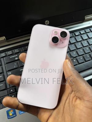 Apple iPhone 15 256 GB Pink