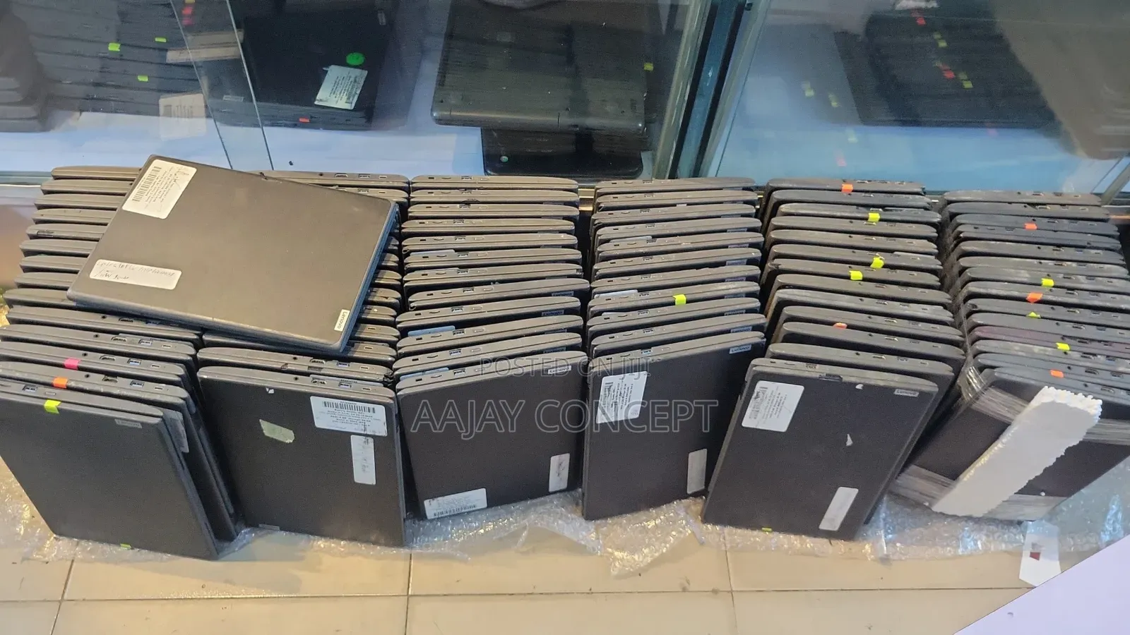 Laptop Lenovo 100e 4GB Intel Celeron SSD 60GB