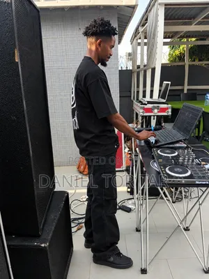 Book for Dj Service MC.HYPMAN