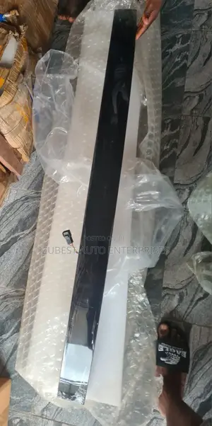 Booth Light Range Rover Vogue 2024