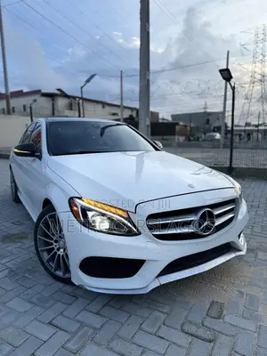 Mercedes-Benz C300 2015 White