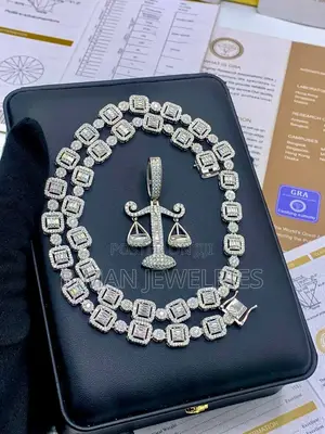 VVS Moissanite Diamond Justice Scale Pendant Cube-Linked NeckChain