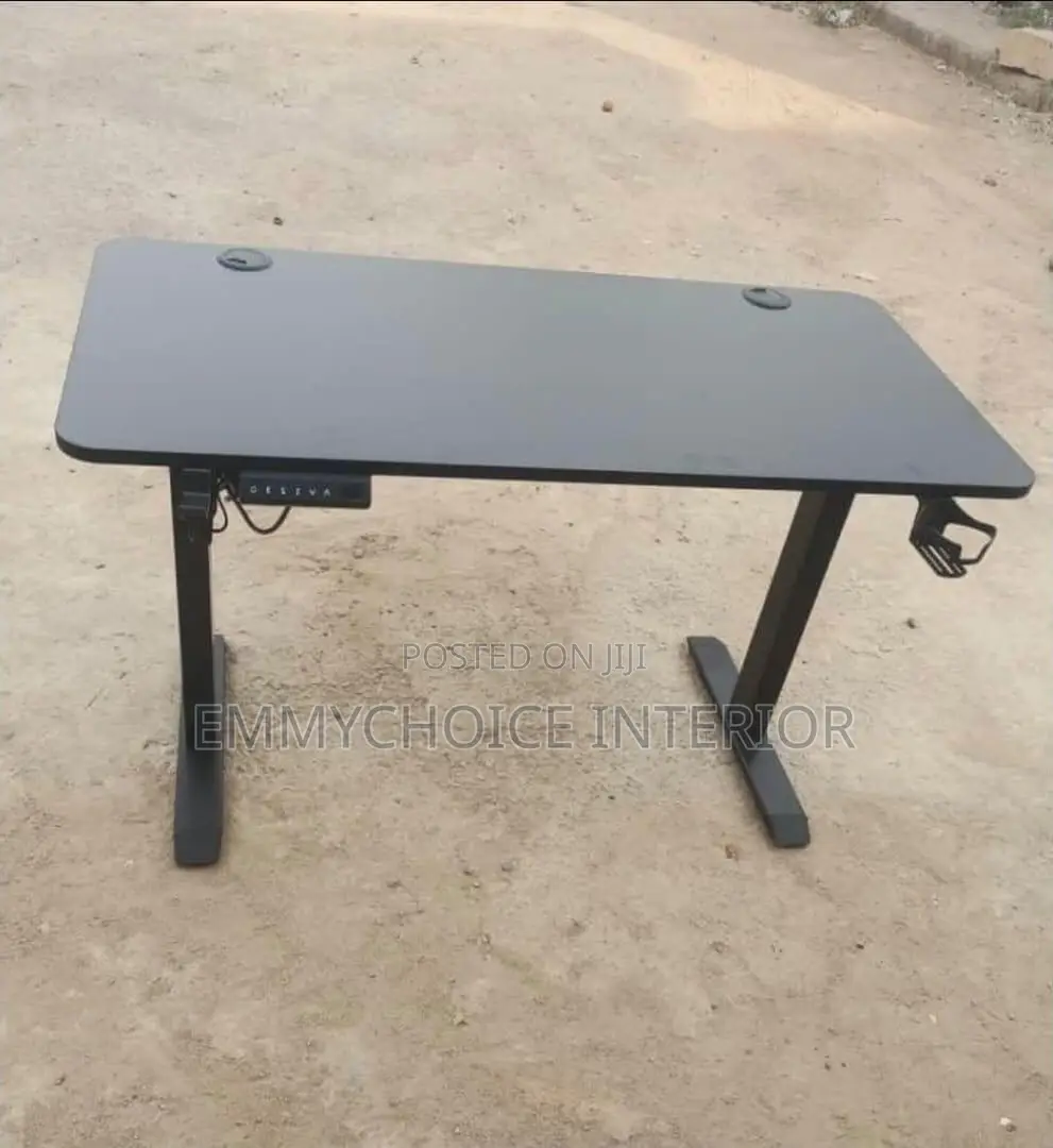 Luxury Modern Table