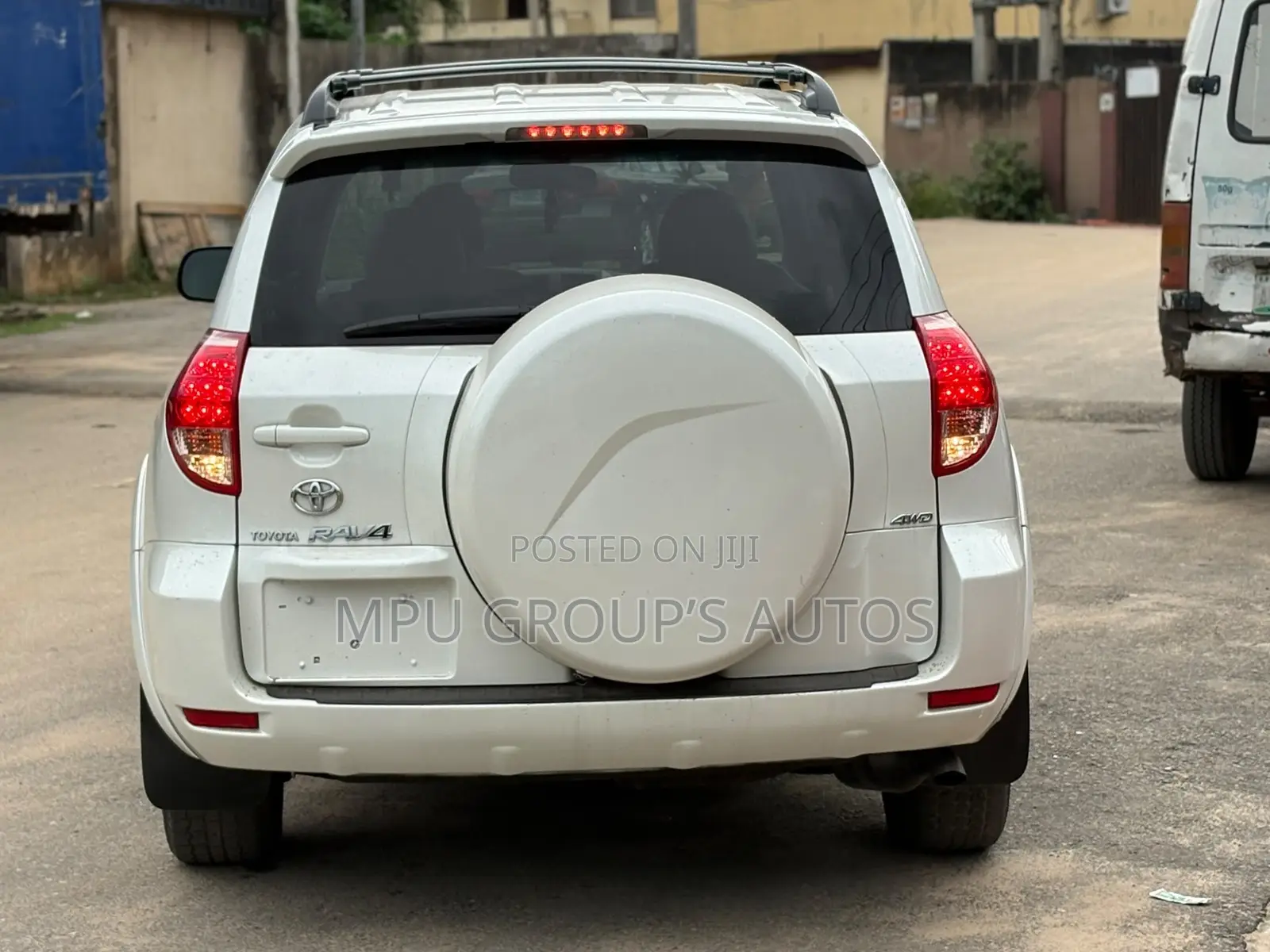 Toyota RAV4 2008 White