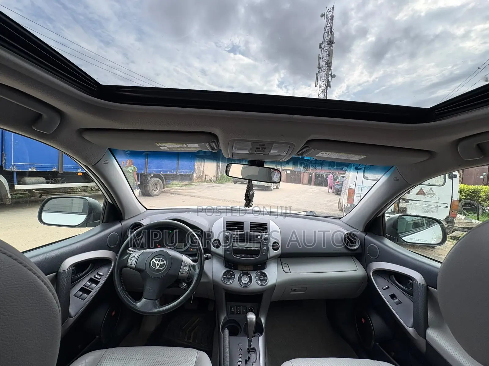 Toyota RAV4 2008 White