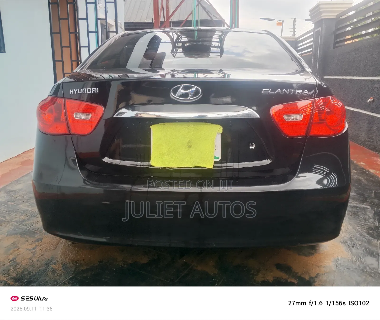 Hyundai Elantra 2011 Black