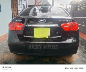 Hyundai Elantra 2011 Black