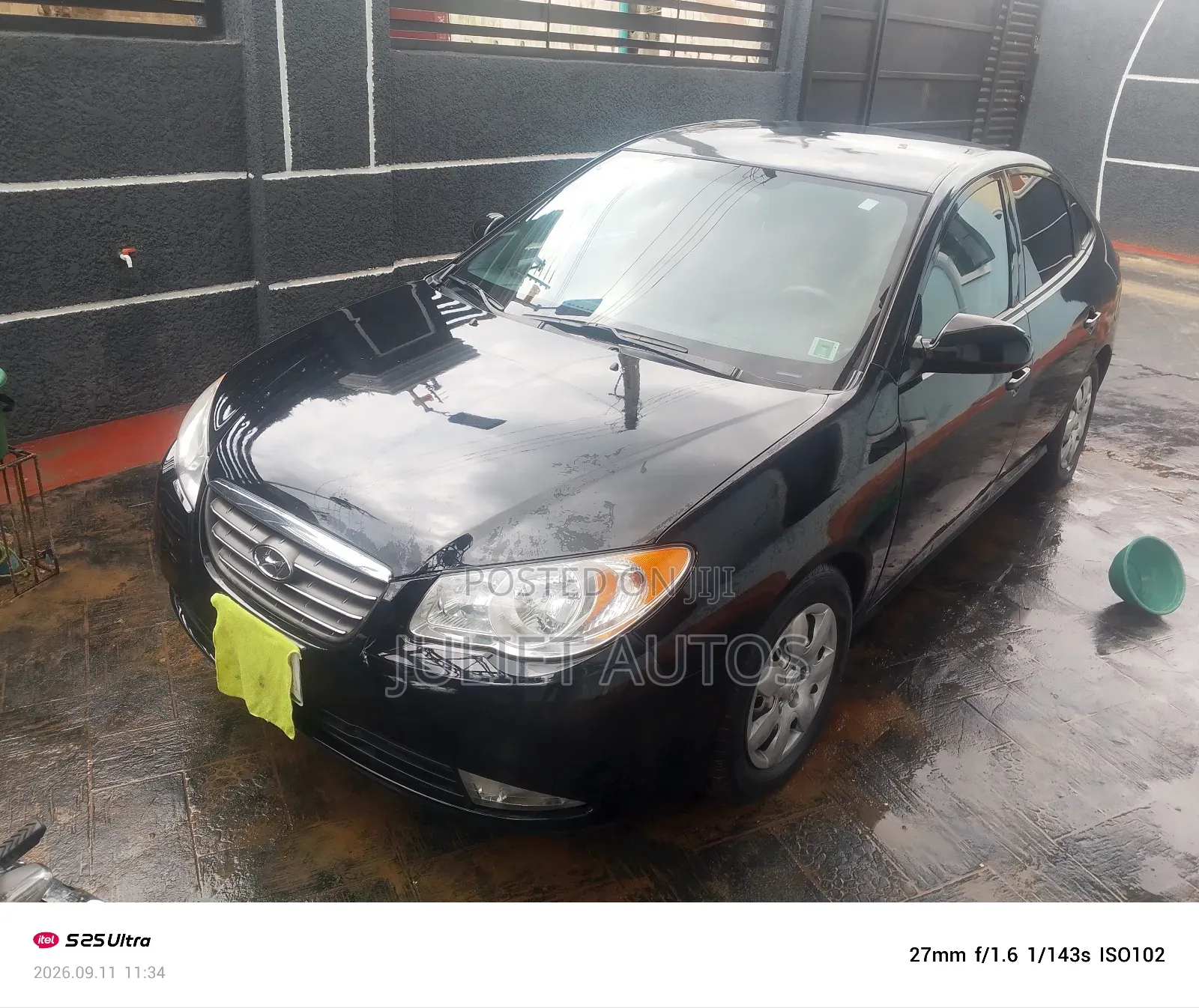 Hyundai Elantra 2011 Black