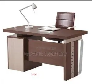 Modern 1.4 Meter Semi Office Table