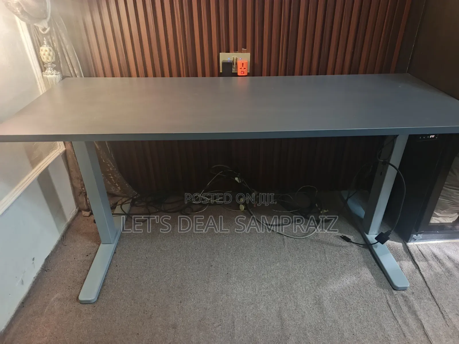 Electric Adjustable Sit-Stand Desk