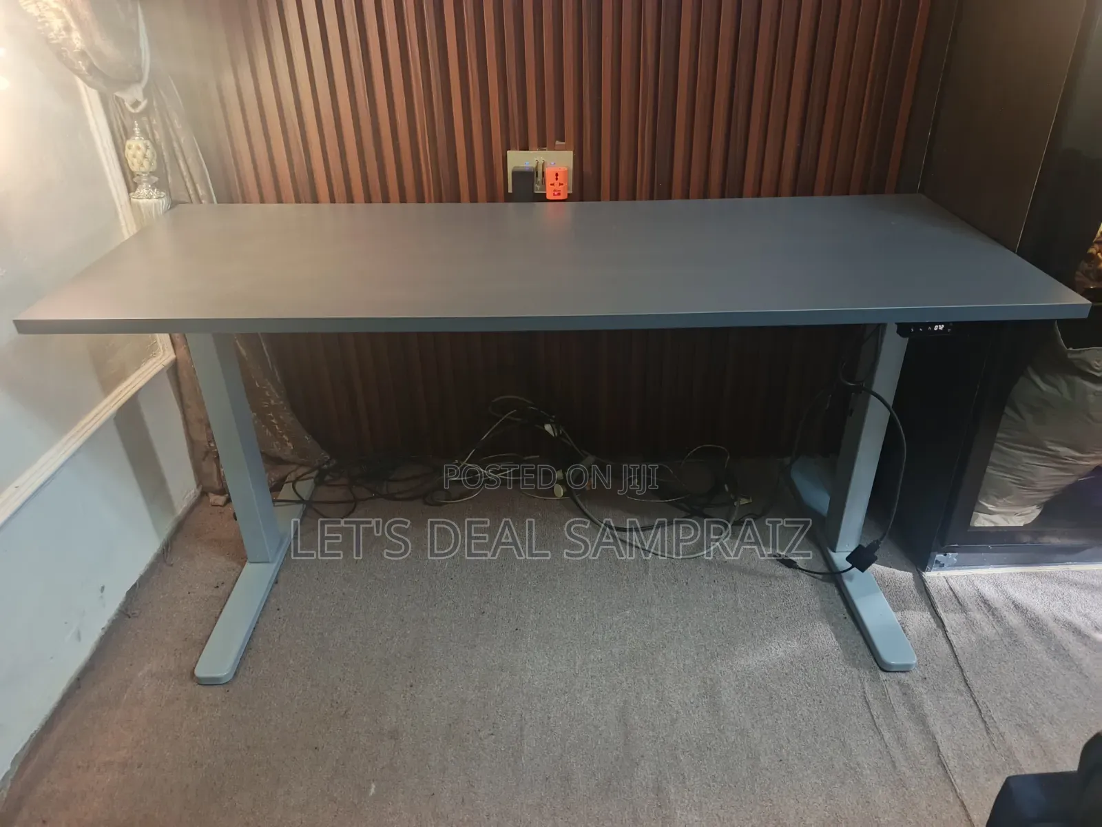 Electric Adjustable Sit-Stand Desk