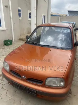 Nissan Micra 2005 Orange