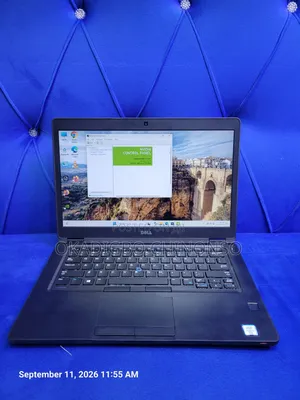 Laptop Dell Latitude 5480 8GB Intel Core Ultra 7 SSD 256GB