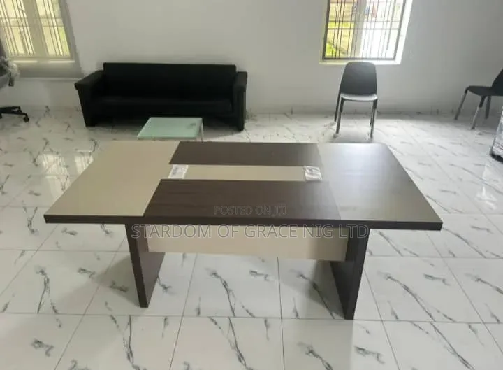 3miter Conference Table for 8 Seaters