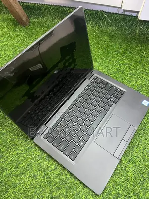 Laptop Dell Latitude 5300 8GB Intel Core i5 SSD 256GB