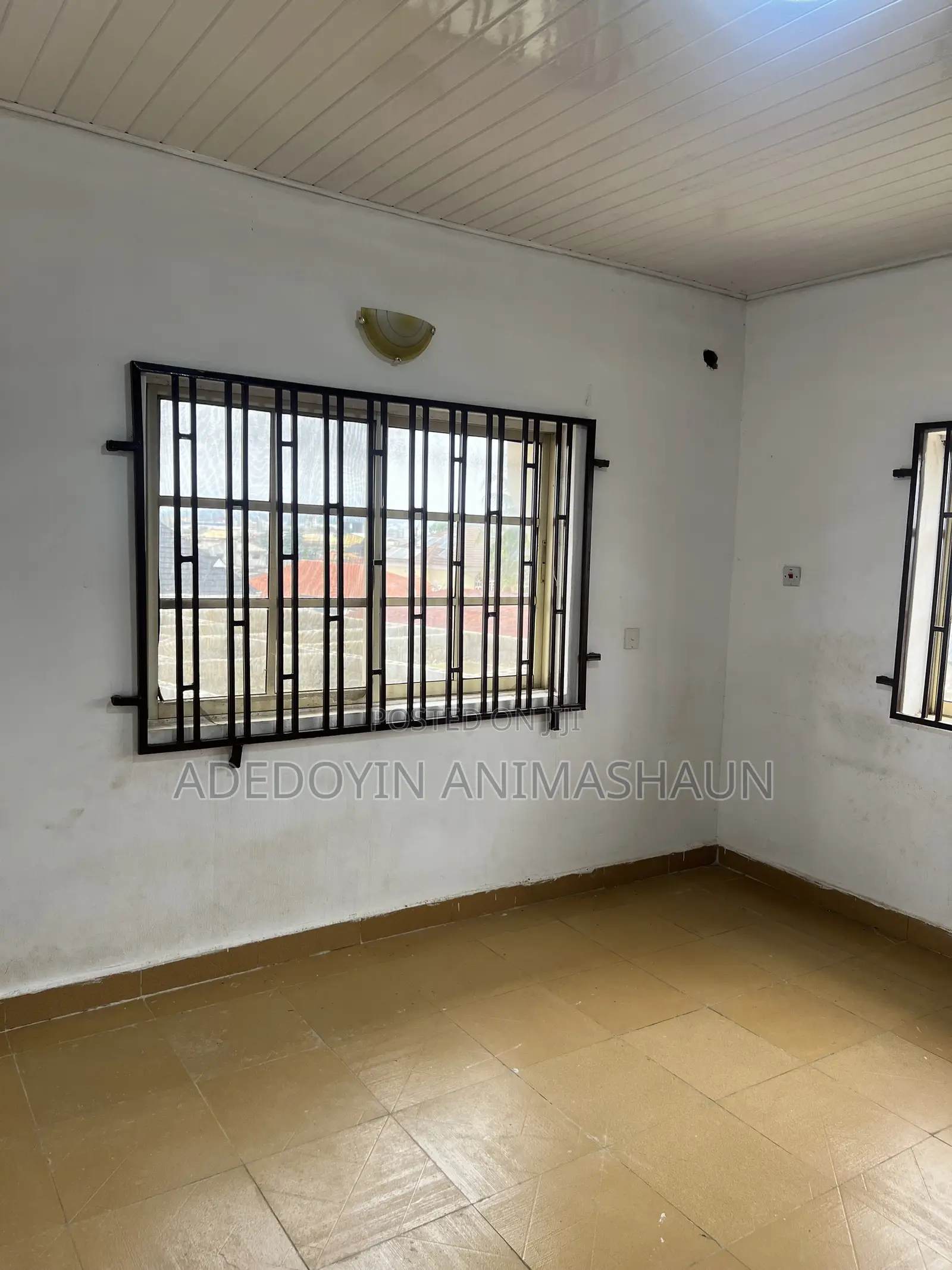 1bdrm Shared Apartment in Jide Elias, Akala Express for rent