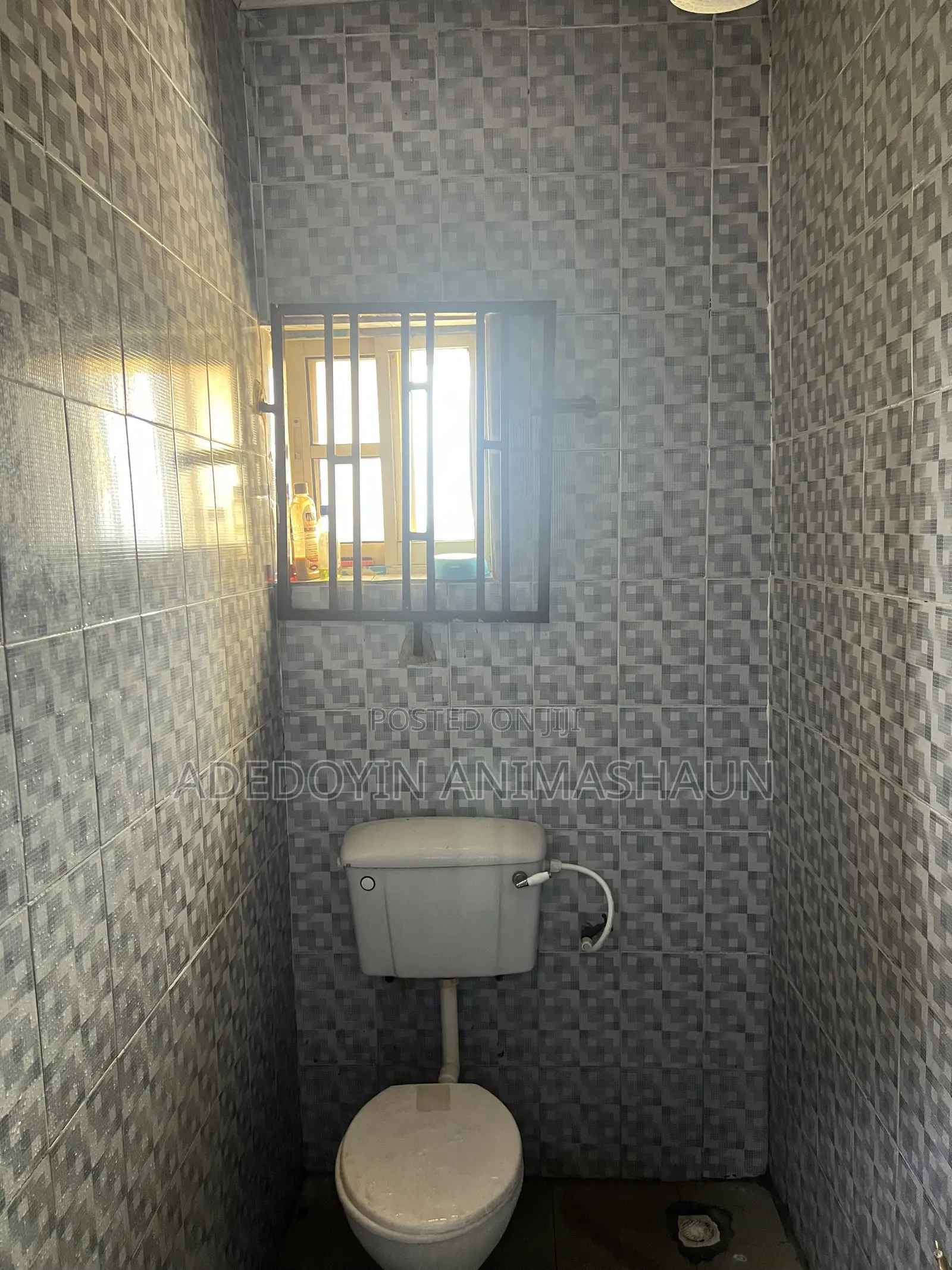 1bdrm Shared Apartment in Jide Elias, Akala Express for rent