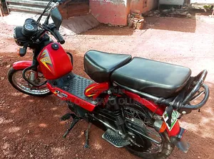 TVS XL 100 2022 Red