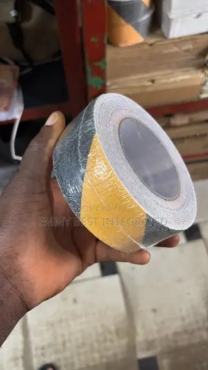 Heavy-Duty Abrasive Anti-Slip Safety Traction Tape